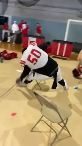 Oh nahhh why they gotta do bro like that 🤣 (via @Big_ship50) #football #fail #prank #funny #fall #ouch #wtf #boyslockerroom 