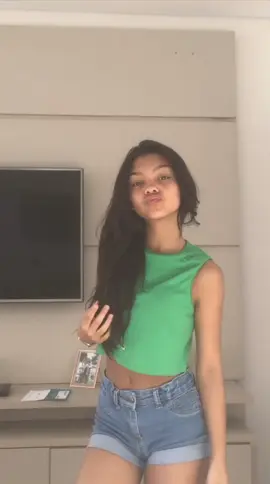 Eu vc e uma casinha 🥹🏠🛍️  . . . #fy #dança #dancinha #danca #tiktok #dancinhaviral 