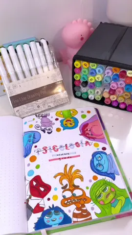 Portada de #intensamente2 💕 ya vieron la peli? La verdad que a mi me encantó 😭🥺 usando mis nuevos plumones de @Ohuhu Peru . . #portadasbonitas #portadasescolares #portadasparacuadernos #portadascreativas #plumones #ohuhu #dibujo #colores🌈 #draw #colors #colores #insideout #insideout2 #insideoutchallenge #fyp #studygram #studytok #studywithme #studytokaesthetic #studytiktok #fyppppppppppppppppppppppp 