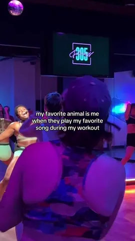 so much chaos. we love it. ✨ #fypage #goviral #fitnesshumor #goviral #fitnessmotivation #dancecardio  @LaDarius Lee 