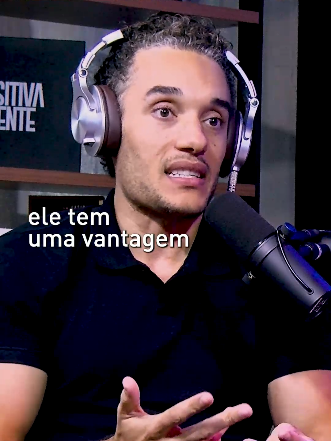 Você também era uma criança que aprendia rápido? Arthur Rufino fala sobre como ele era tímido e observador na infância e como isso contribuiu de forma positiva para ele se tornar a pessoa que é hoje. Confira o episódio completo disponível no YouTube e principais plataformas de áudio. Link na bio!