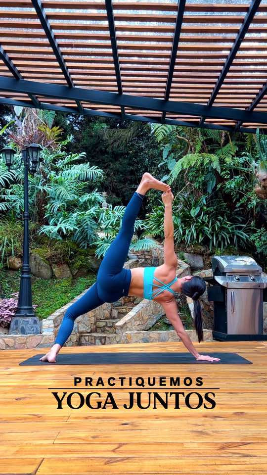 Hola! Soy Luisa Agudelo y quiero contarte un poco sobre mi y la transformación que he tenido practicando Yoga. En resumem esta practica me ha dado a nivel físico lo que ningún deporte pudo darme.  Yoga me ha enseñado a amar y respetar mi cuerpo más que cualquier terapia.  Yoga me ha enseñado a ir más lento, a crear espacio, a estar presente, a soltar, a fluir, a cultivar mi mundo interno para poder lidiar mejor con el caos externo. Yoga es la unión del alma individual con el espíritu universal. Es la integración de nuestro cuerpo físico, energético, metal, emocional y sutil, por eso es MUCHO MÁS que un ejercicio.  Si estás buscando un cambio, no lo pienses más 🫶🏻 Para cualquiera que sea la pregunta, el amor y yoga son la respuesta 😜 Si deseas que practiquemos yoga juntos… Tengo Clases virtuales… link en la bio. Clases presenciales en El Retiro-Antioquia  #Yog#Yogag#Yoguig#Yoguinia#ClasesDeYogaa#Chakrasg#YogaLifeg#YogaLovera#ClasesVirtualesg#YogaOnlineog#yogareelsgaflow 