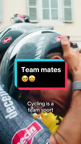 Cycling is a team sport 🤩🔥🥹 #tdf2024 #TourDeFrance #roadcycling 