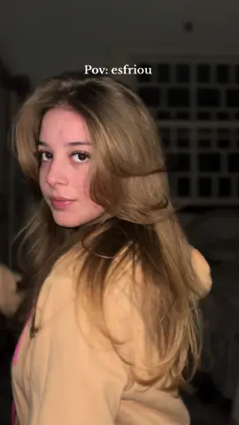 A estética que o frio proporciona #escovasecadora #frio #inverno #cabelo #foryou 