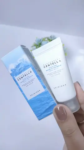 Madagascar Centella Hyalu-Cica water-fit sun serum dari SKIN1004 #sunserumskin1004 #skin1004 #madagascarcentella 