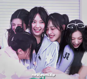 #HYEIN, the glue of NewJeans 🥹💜 I’m so happy shes back :))) || guys dont let this cute edit fool you, I almost went insane editing this bc of how dumb after effects was being BUT ITS OUT YAY || #newjeans_zip #newjeans #kpop 
