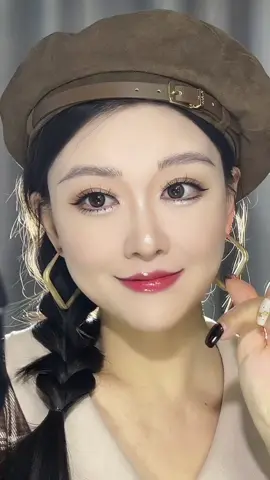 I like it！#fypシ゚viral #beautyhacks #beautytips #makeuptutorial #lipsync #DIY #OOTD #makeup #transition 