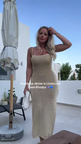 Obsessed with this dress 😍🇬🇷💙🧿 #rhodes #lindos #greece #summeroutfit #holidayoutfitinspo #fyp #OOTD #fitcheck @missyempireuk 