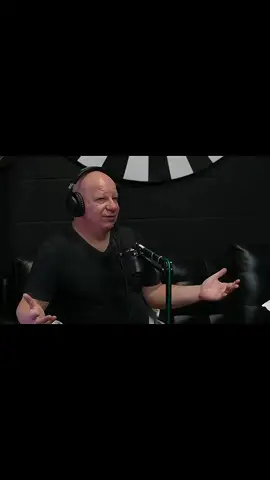#howiedoesstuff  #howiemandel  #howiemandeldoesstuff 