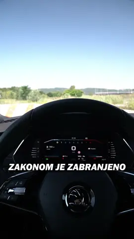 Šta vi kažete na ovo? Naravno, ako je zakonom dozvoljeno, ne znači da treba to da radimo i ugrožavamo sebe i druge u saobraćaju. Drago mi je da vidim tendenciju da se fizički tasteri polako vraćaju. Recimo, novi Kodiaq i Superb imaju fizičke komande za klimatizaciju. #autoanaliza  #balkan  #srbija  #cars  #automobile  #zakon 