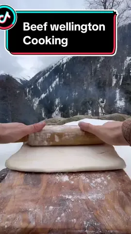 Beef Wellington cooking #cooking  #TantanganJadiAhliABC #cooking #foodtiktok #Outdoors #food #adventure #wildlife #wild #outdoorcooking #bushcrafting #woods #survival #foodrecipe #meat #nature #asmr #sound #foodporn #mountain #hungry 