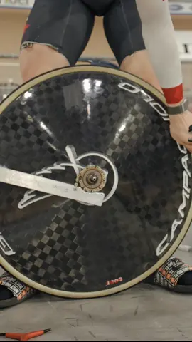 Track bike gear change ASMR #trackcycling #cycling #fixie #fixedgear 