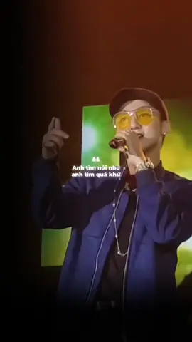 Nhớ lắm kí ức anh và em.. #sontungmtp #chacaidoseve #nhachaymoingay #viral #xuhuongtiktok 