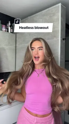 And this on day 3 hair... throwing away my blow dryer x #hairtutorial #blowou #heatless #foryou 