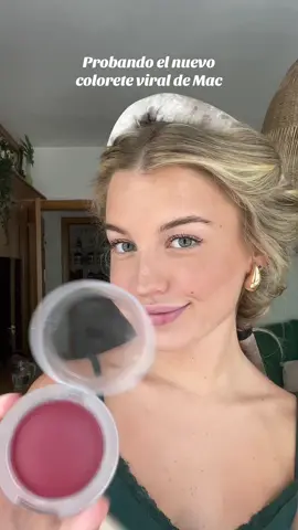 Es el glowplay de @maccosmetics  tono : plush pepper 🍒🎀