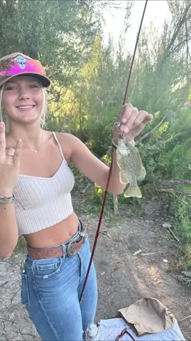 This is our account for fishing lives! Come follow us and have some laughs and watch us catch some fish yall 😘 #FishingLives #Oregon #Bass #Bluegill #Catfish #Girls #Fishtok 