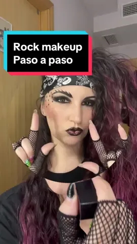 Feliz dia del Rock!! #diamundialdelrock #rockday #rockmakeup #maquillajerockero #makeuptutorial 
