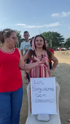 #tiktok #viral #juegosenfamilia #diversionsoloaqui