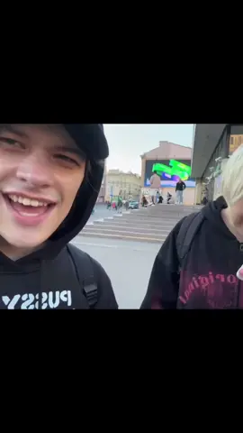 песня про яйца яйца привет яйца   #коляжелезняк #югчоч #ug404connect #ug404 #fyp #22раза #владлифарь #фрикпати #эдикфрикпати 