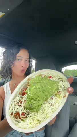 @Chipotle asmr 😍 #sanaaeats #chipotle #asmr #mukbang #food #Foodie #foodtiktok #eatingsounds #asmrsounds #asmrvideo #asmrtiktoks #asmrfood #crunch #crunchy #chipotlemukbang #mukbangeatingshow #eating #eatwithme #yum # 