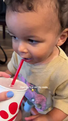 First time trying @Sprite and not a fan 😂 #toddlersoftiktok #toddlerhumor #MomsofTikTok #toddlerlife #parentinghumor #viral #fypage #fypシ゚viral 