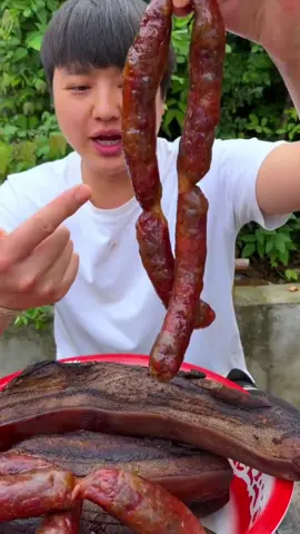 Lạp xưởng gác bếp thơm ngon mời các bác lên đơn #xuhuong #lapxuong #lapxuonggacbep #amthuctiktok #anngon #ancungtiktok #dacsanvungmien  