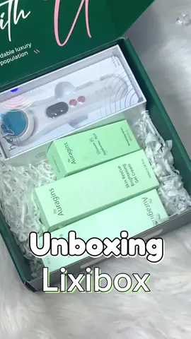 Unboxing giftbox nhà lixibox có gì nào#xuhuong #lixibox #halio #ugccreator#mockyugc #theauragins #skincare 