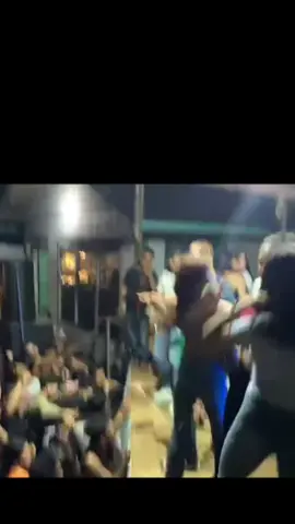 Dsa cngkang poah 🎧🎧 luar biasa SD nya BBSB wkwk 😂😂 #fyp #fyppppppppppppppppppppppp #masukberandafyp #penontonfypbranda #djremix🎵🎧 #djkampung #penonton #murungraya_kalteng #kalteng_palangkaraya 