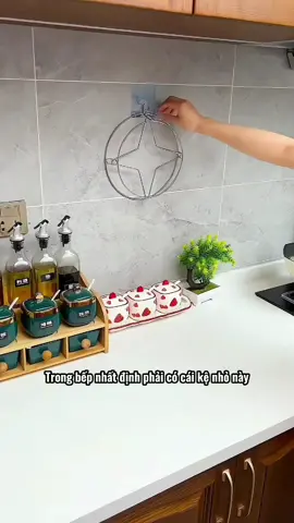 Nhà bếp được trang bị giá đỡ nồi bằng thép không gỉ này, có thể đặt nhiều loại nồi lớn nhỏ khác nhau, bảo vệ mặt bàn, đồng thời có thể dùng làm giá hấp!! #giadonoibangthep #giadungnhabep #tienich #thietthuc #jizonguyen 