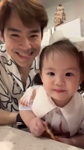 วาวากับพ่อพ่อ 👨🏻‍🍼 #อัยวา #บีมกวี #aiwa #beamkawee #beamoilchannel 