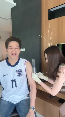 อ่านฉลากก่อนใช้ยา แต่ถ้าสบตา...ใช้อ่านใจเธอ🥰  กิจกรรมวันหยุดสุดคุณภาพกับคูมหมอ😉💪🏻💉🦟  