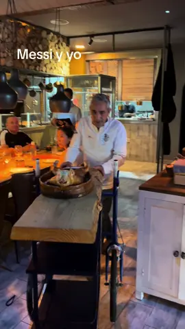 #tenerife #canarias #parati #messi #españa #cochinillo #loscristianos #ladespensa #hoyganamos #cocina #restaurantes #gastrobar #tascantik #elabuelo #tequeremos #pinchos 