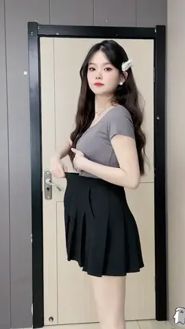 Ang palda na ito ay maaaring itugma sa ganito#skort #pleatedskirtoutfits #koreanpleatedskirt #tennisskirt 