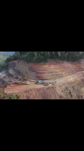 Pasar baru -Alahan panjang 🔥🔥🔥 #menyalaabangkuh🔥 #pesisirselatan #solok #alahanpanjang #proyecto #jalanjalan #fy #fyp #fypシ #fypシ゚viral #pu #pro #excavator #operator #alatberat #kontraktor @@ALANG_BAREMOT @KuliProyek @UHA_GROUP @UHA GROUP 