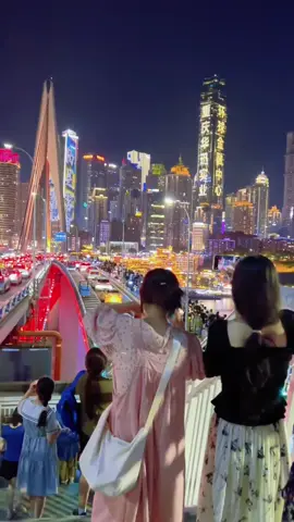 Welcome to chongqing#chinatravel #chinatraveler #chongqing #chinatown 