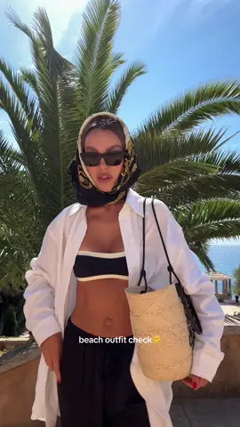 Beach outfit🖤 yes/ no? #OOTD #style #outfit #outfitideas #summerstyle 