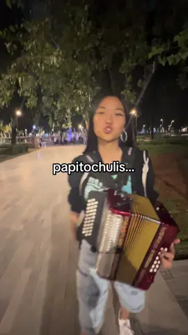 No te dejes engañar papitochulis… #parati #cdmx #mexico #Cumbia #coreana #foryou #humor #acordeon 