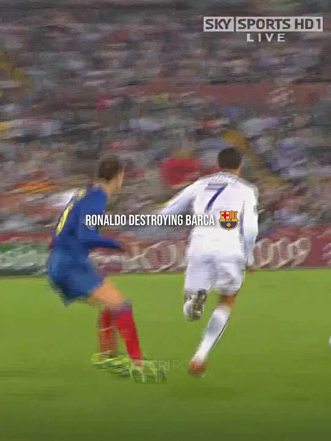 Barcelona couldn't deal with ronaldo #ronaldo #ronaldobarcelona