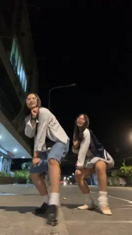 vibin to pocket locket againnn  🤍 dc @the.other.kr | w the sib @Dani Armeña #dancechallenge #pocketchallenge #hanni 
