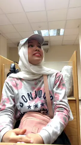 💀😂 #chinese #hijabi #fypシ #polyglot #hijab #muslimtiktok #xyzbca #viral #LanguageLearning #egypt #hijabigirl #comedia #funny 