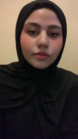 لما اجي اشتكيلك متتخانقش معايا انا متخانق مع نفسي قبلك 🤚🏻