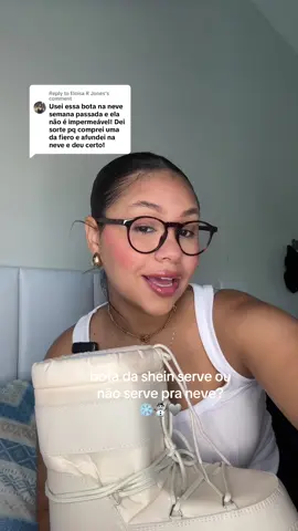 Replying to @Eloisa R Jones teste de agua pea ver se é ou nao impermeavel ❄️ #shein #neve 