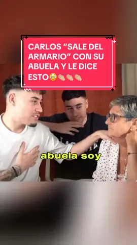 #CapCut CARLOS “SALE DEL ARMARIO” CON SU ABUELA Y LE DICE ESTO😳👏🏼👏🏼👏🏼 #gay #salirdelarmario #lgtb #zonagemelos #humor #amor #homosexuales #mensaje #bonito 