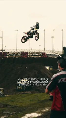 love #😔💔🥀 ##storysad🥀 #amorproprio #frases #motocross 