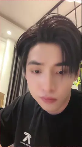 Nửa đêm mấy ngàn con người xem hắn mukbang, tàn ác quá không #hunghuynhgemini #hunghuynh #daudoisung #anhtraisayhi #hunghuynh #vieonchannel @Hùng Huỳnh 