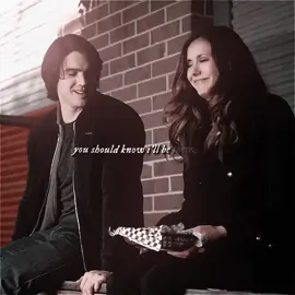 amo tanto eles, jeremy e a elena mereciam muito mais tempo de tela || #elenagilbert #elenagilbertedit #jeremygilbert #jeremygilbertedit #elenaandjeremy #thevampirediaries #tvd #tvdu #tvdedits #tvdposts #stvlenaz 