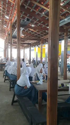 Kantin Smasa.#kantin #kantinsekolah  #anaksmasangawi #smasangawi #ngawi #ngawi_ramah #ngawi24jam 