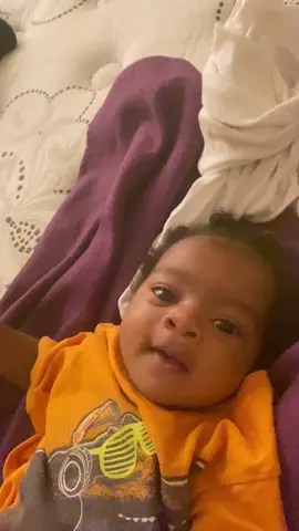 She talking baby language but she be having a whole conversation with me lol i be knewing what she wants tho #babytalking #babysoftikok 