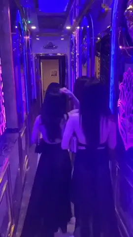 Tuyển nhân viên pr karaoke, Tuyền má mì ktv  #prkaraoke #karaoke #ktv #nhânvienkaraoke #tuyennhanvienkaraoke 