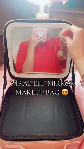 I really didnt need another obsession but here we are ✨😍 #fypシ゚viral  #makeup #makeupbagessentials #trending #makeupbag #ledlights #ledmirror #bag #musthaves 